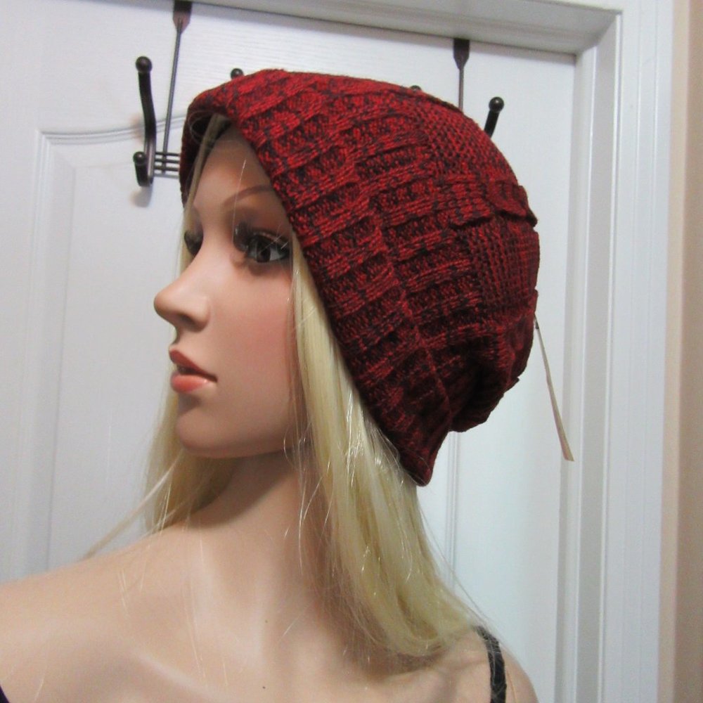 Red/ Blk Multi mix Touque - Picture 7 of 11